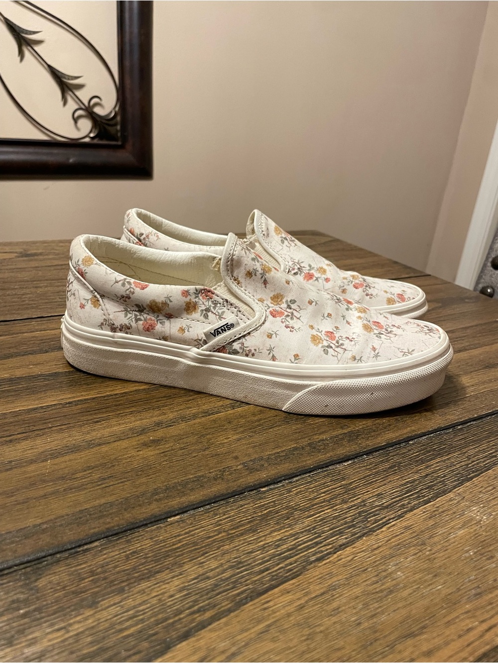 Vans Slip On Vintage Floral Marshmallow Sneaker Women’s 6.5  Ditsy Cottagecore - Picture 2 of 10